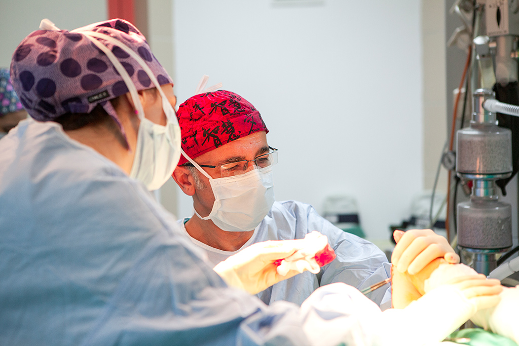 Mustafakemalpaşa Estetik Merkezi